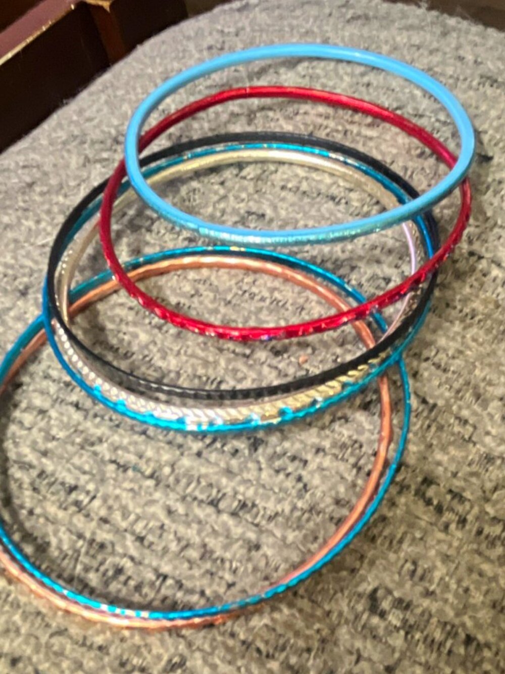 Lot of 7 Multicolor Thin Metal Bangle Bracelets Round Shape No Stone
